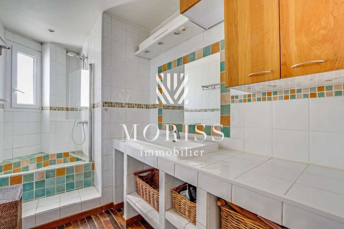 Appartement à PARIS-12E