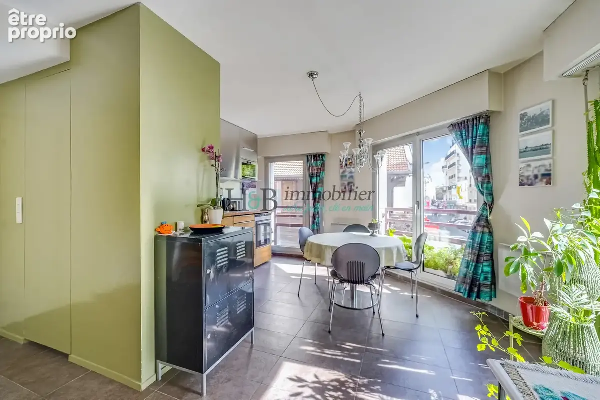 Appartement familial lumineux et modulable à proximité des Buttes-Chaumont - photo 3