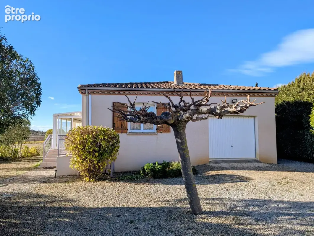 Villa plain pied avec garages - photo 2