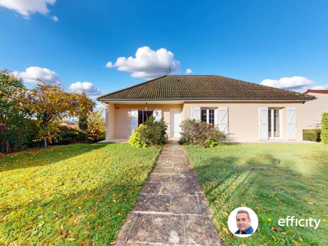 Maison à SAINT-VICTOR