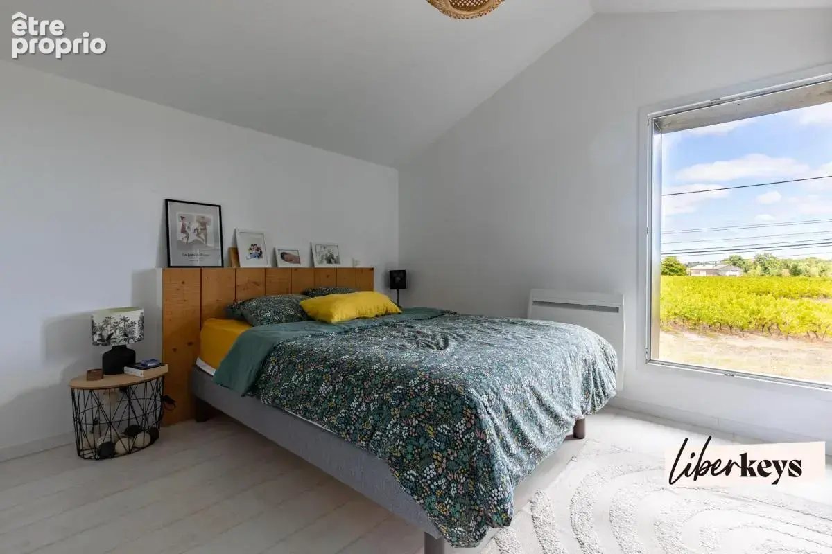 Maison contemporaine - 5 chambres - 133m2 - photo 9