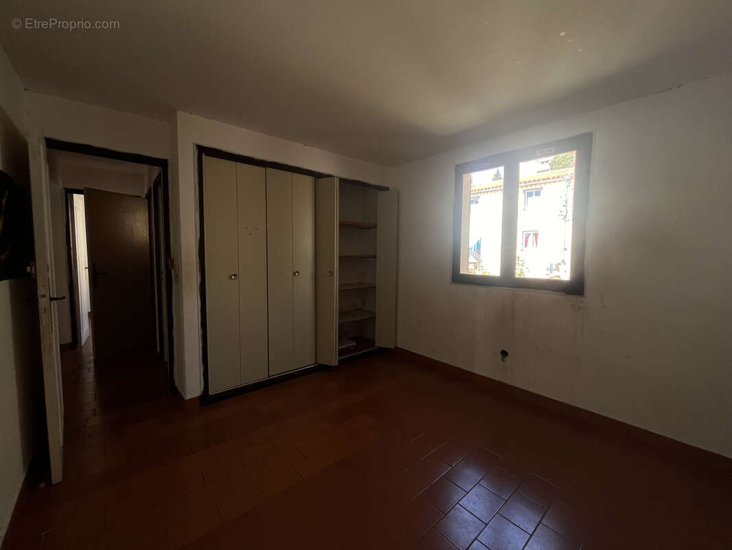 Maison 110 m² à Montbolo  - photo 9