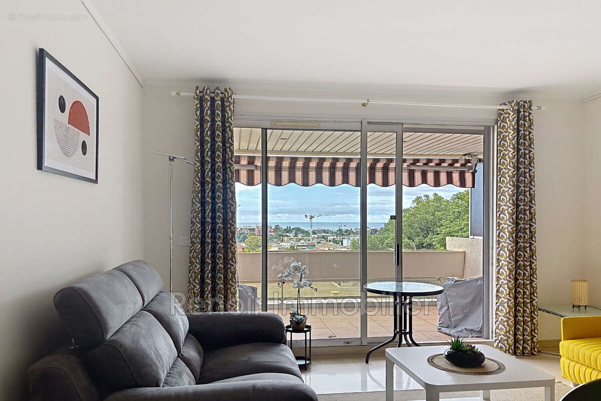 Appartement à CAGNES-SUR-MER