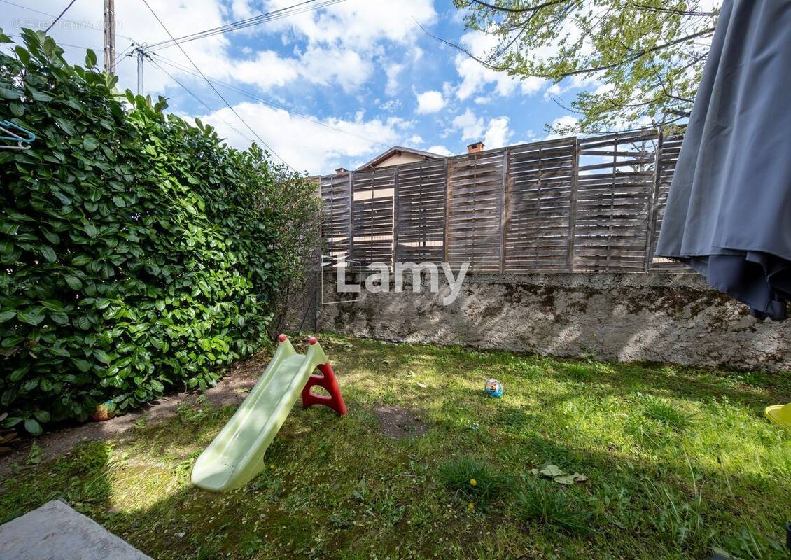 Maison à CASTELGINEST