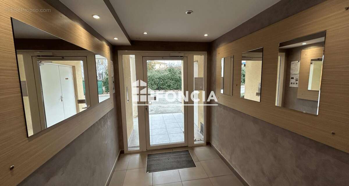 Appartement à LE LUC