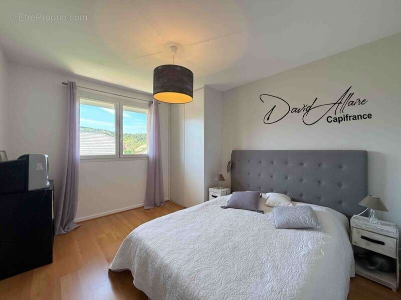 Maison à LA BATIE-NEUVE