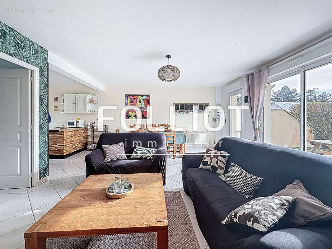 Maison à SAINT-JEAN-DE-LA-RIVIERE