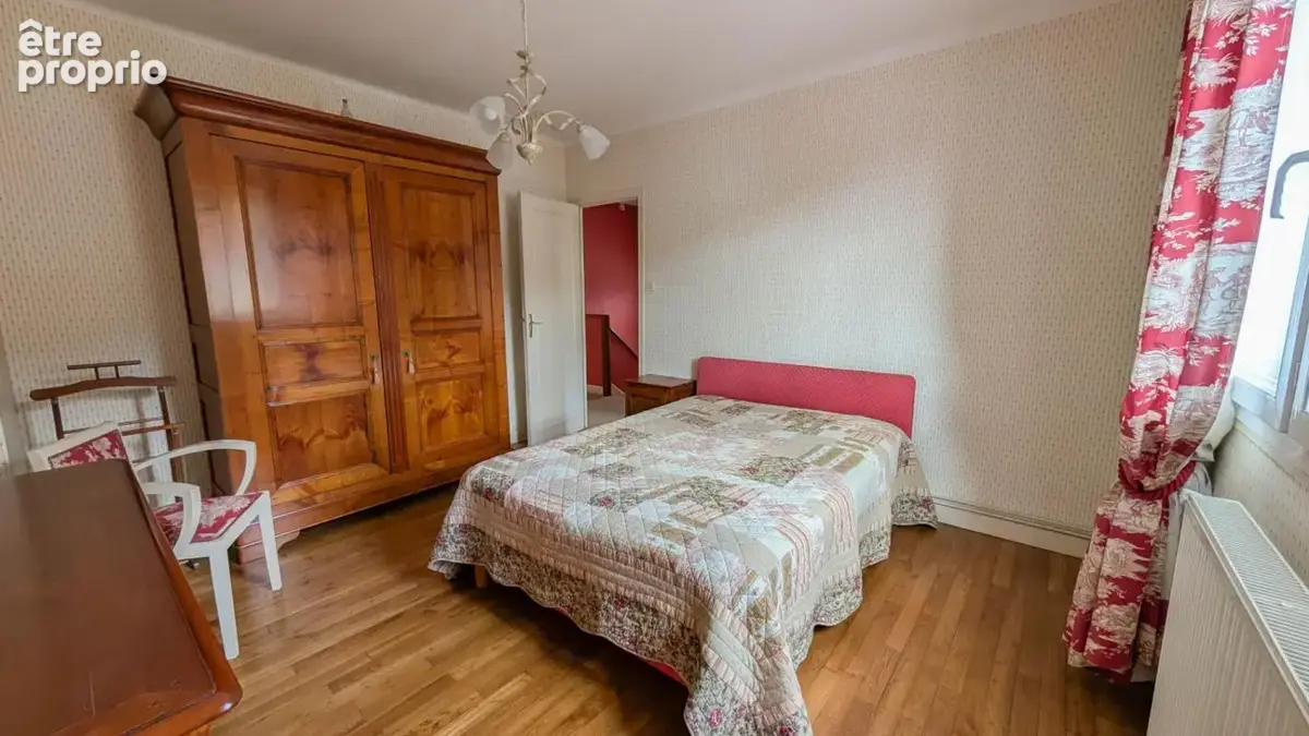 169 900 Euros - Brive HOPITAL Maison 4 pièces 83 m2 avec CLIM, 3 chambres + 2 garages - buanderie, terrasse et jardin - photo 13