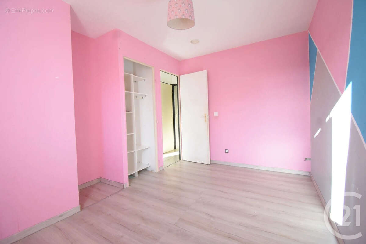 Maison à SAINT-SYLVESTRE-PRAGOULIN