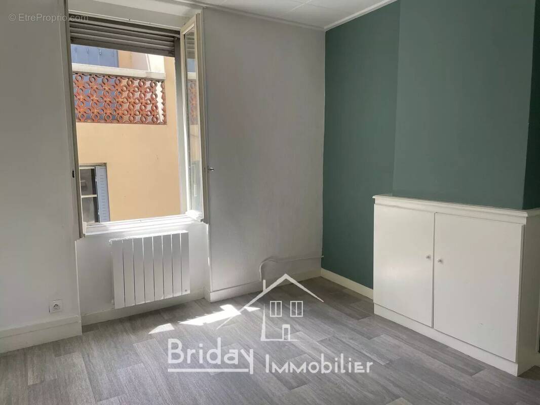 Appartement à SAINT-SYMPHORIEN-D'OZON