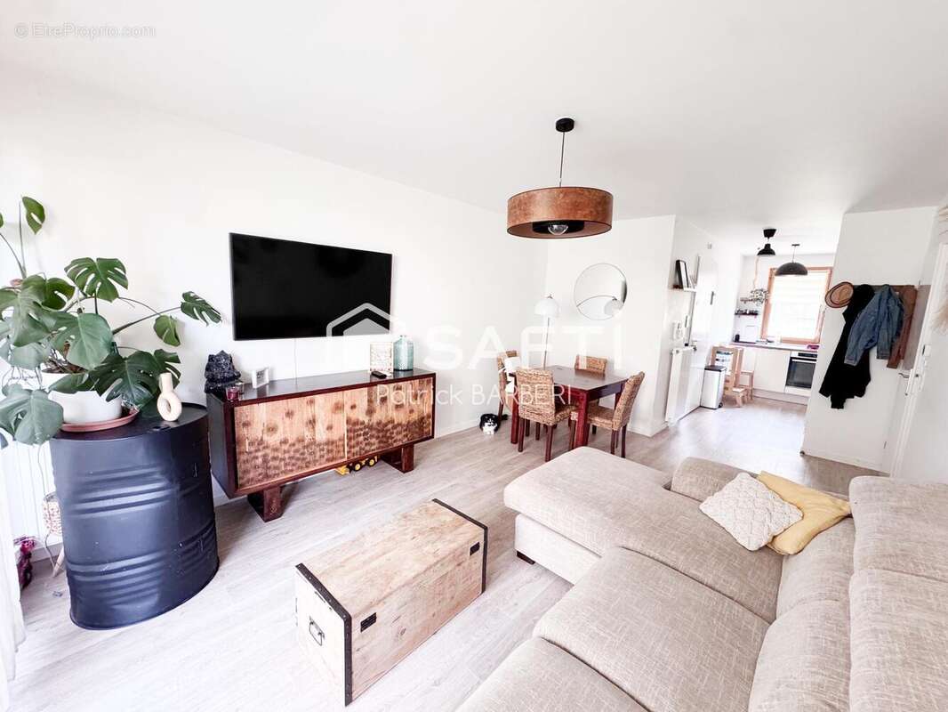 Appartement 56 m² à Menucourt  - photo 5