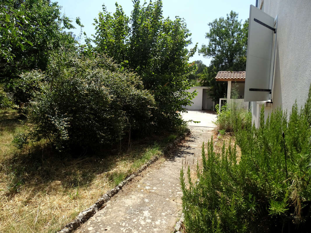 Maison à SAINT-ZACHARIE