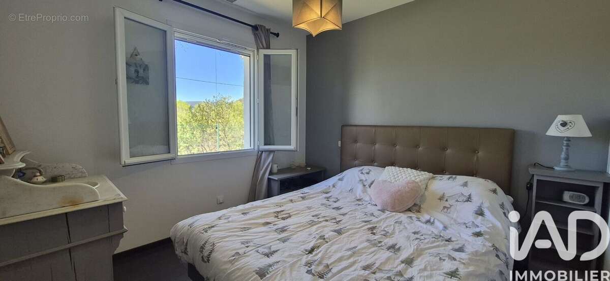 Maison 136 m² à Saint-Bauzille-De-Putois  - photo 9
