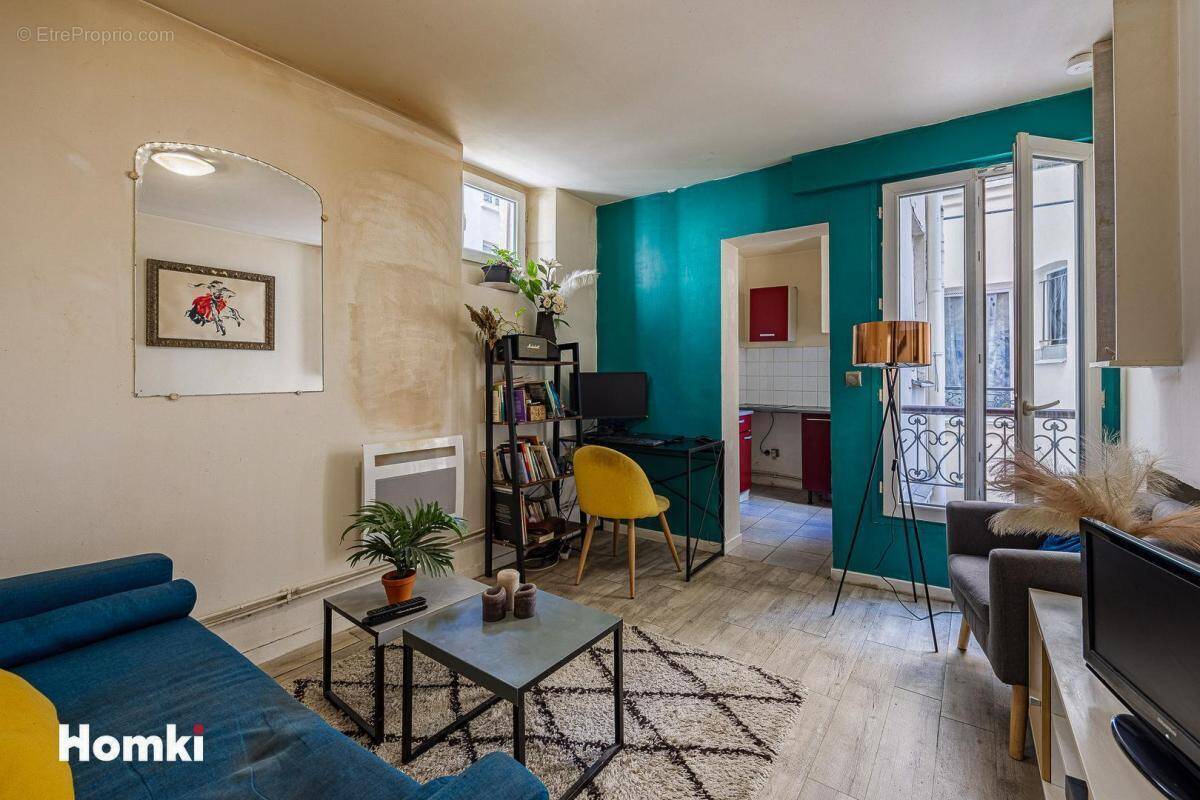 Appartement à PARIS-18E