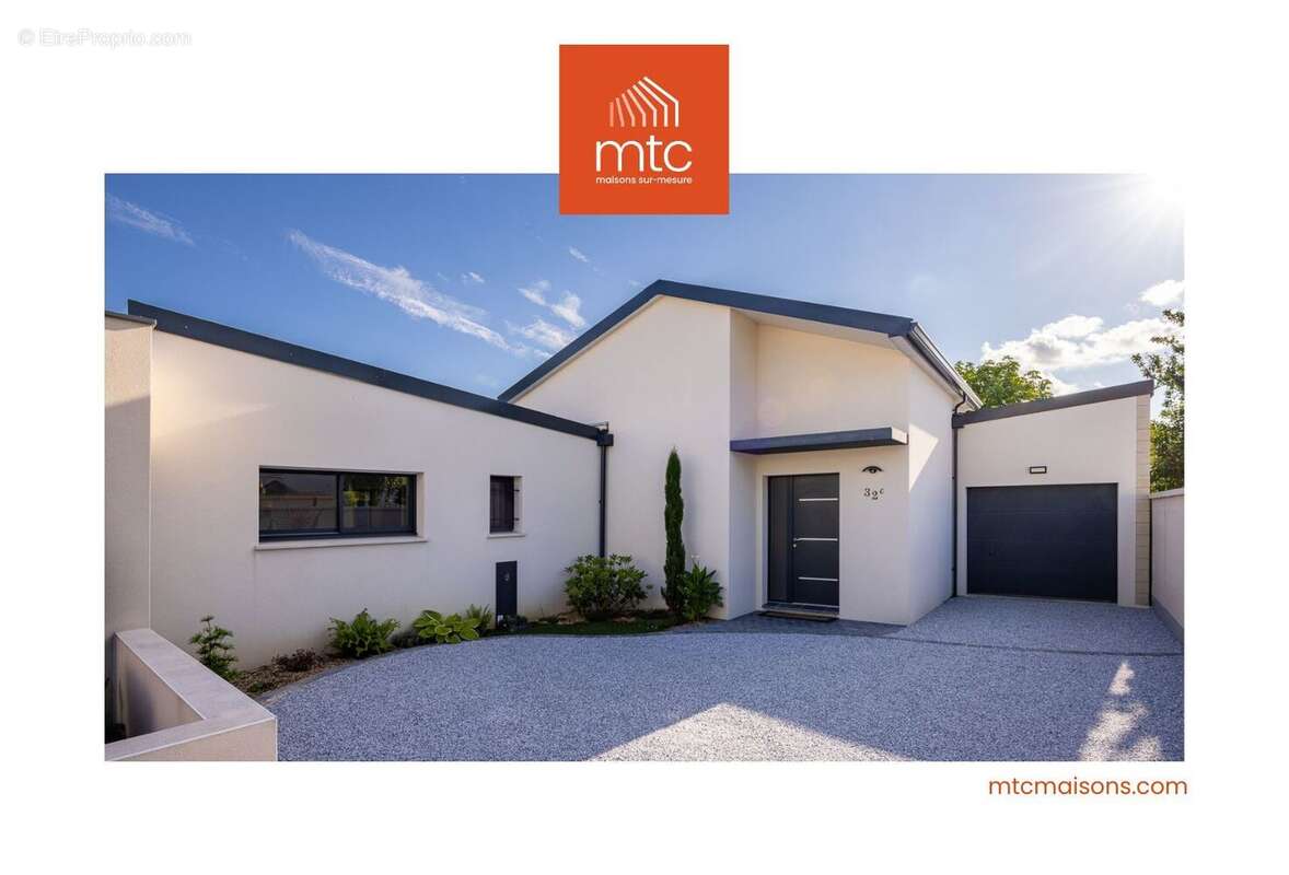 Terrain à LES TOUCHES