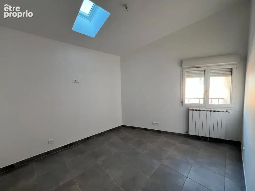 Maison de ville – 3 chambres – cour privative – garage - photo 10