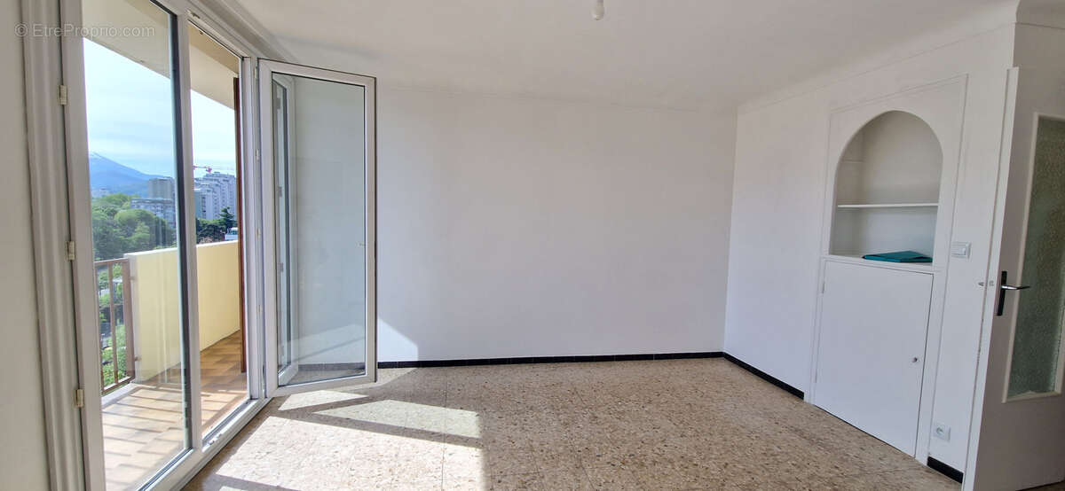 Appartement T4 / 7 ème étage - photo 6
