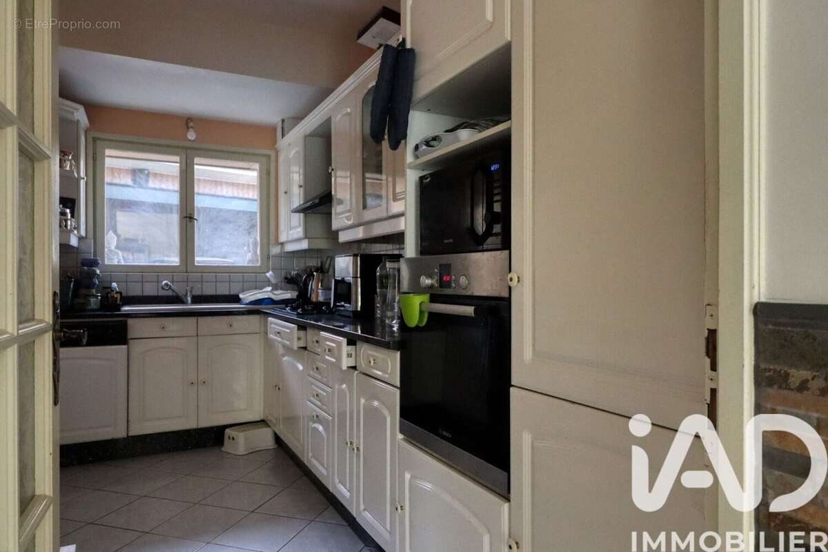 Photo 8 - Appartement à ROSNY-SUR-SEINE