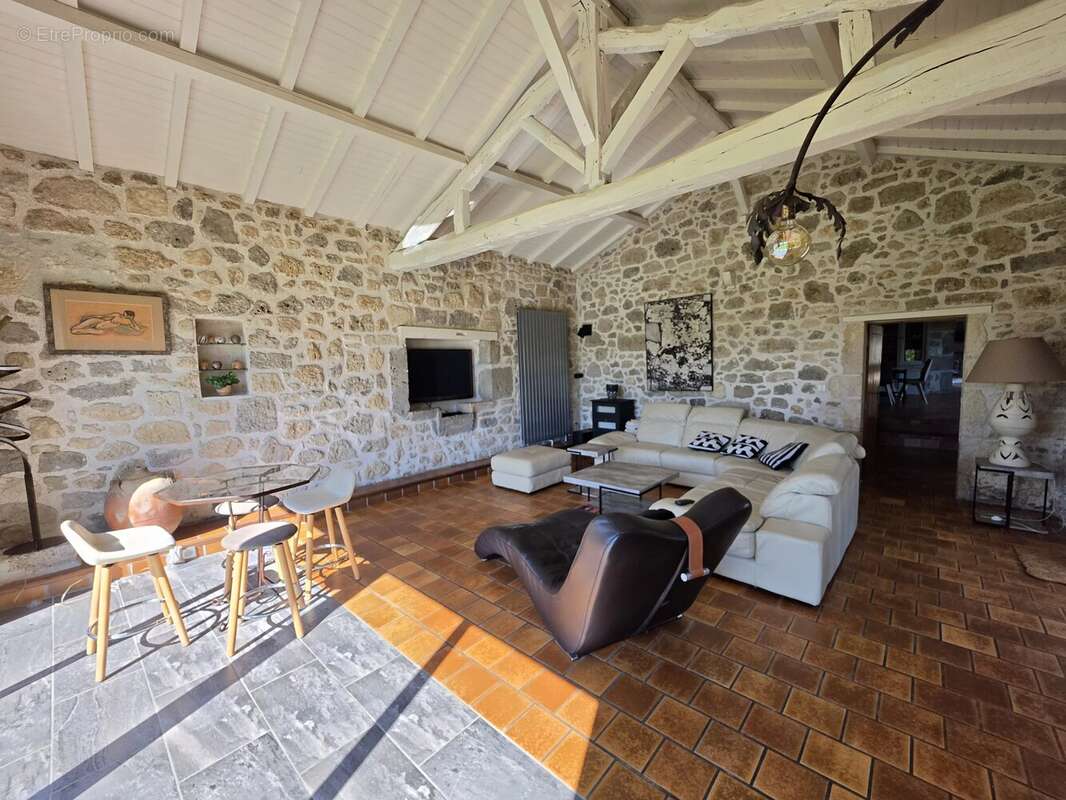 Maison à NERAC