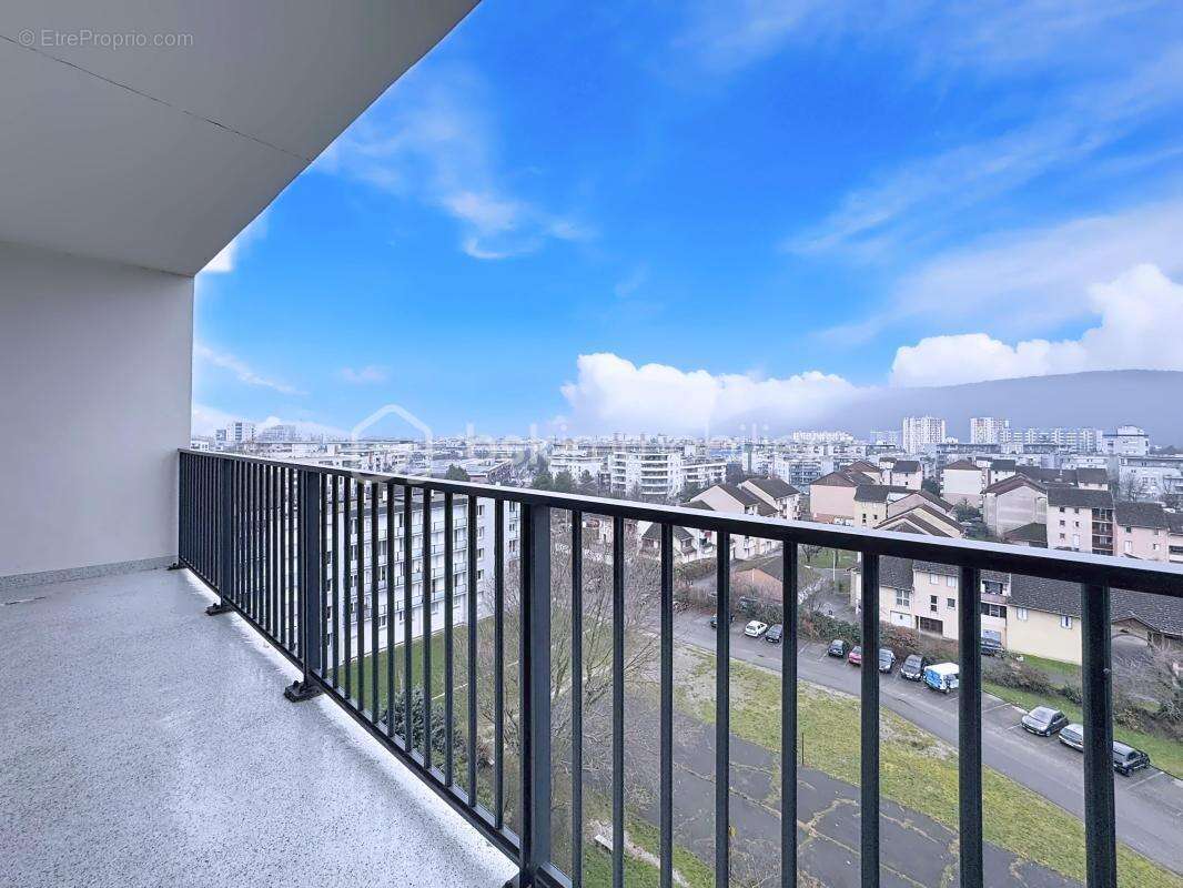 Appartement à ECHIROLLES