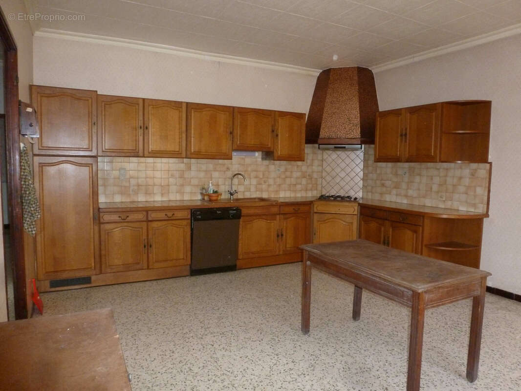 Maison à ROQUEFORT-DES-CORBIERES