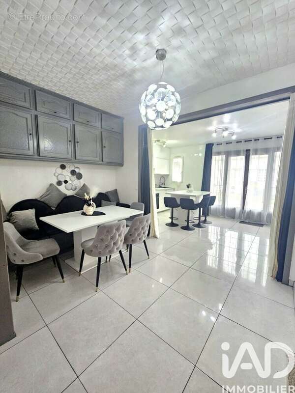 Photo 8 - Maison à THIAIS