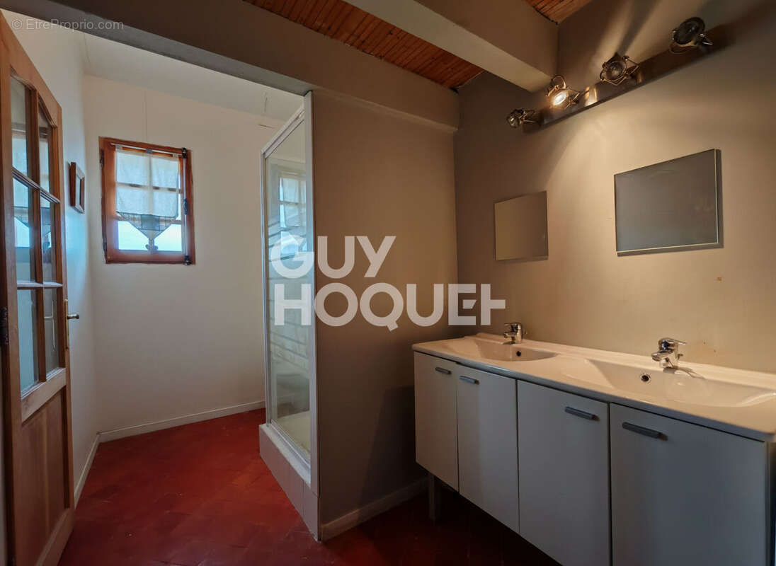 Maison à MALAUCENE