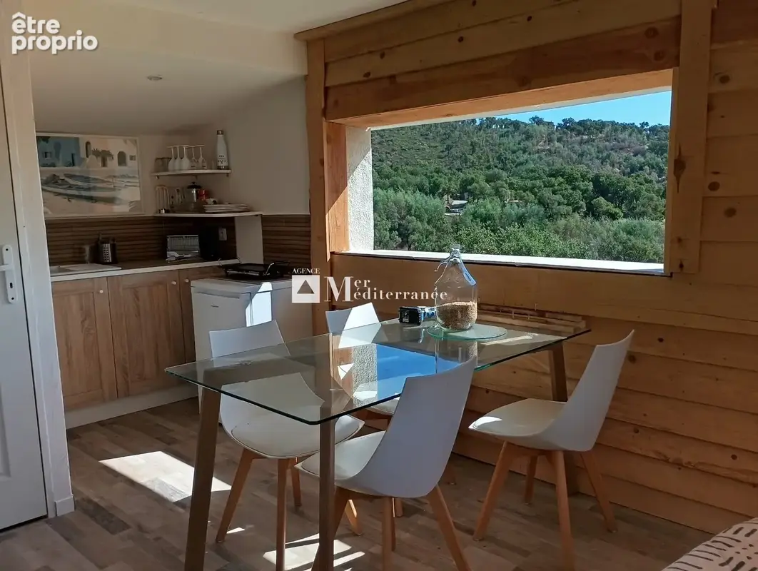 A vendre - maison 4 pieces de 185m2 avec un double garage de 45 m2 a grimaud - photo 7