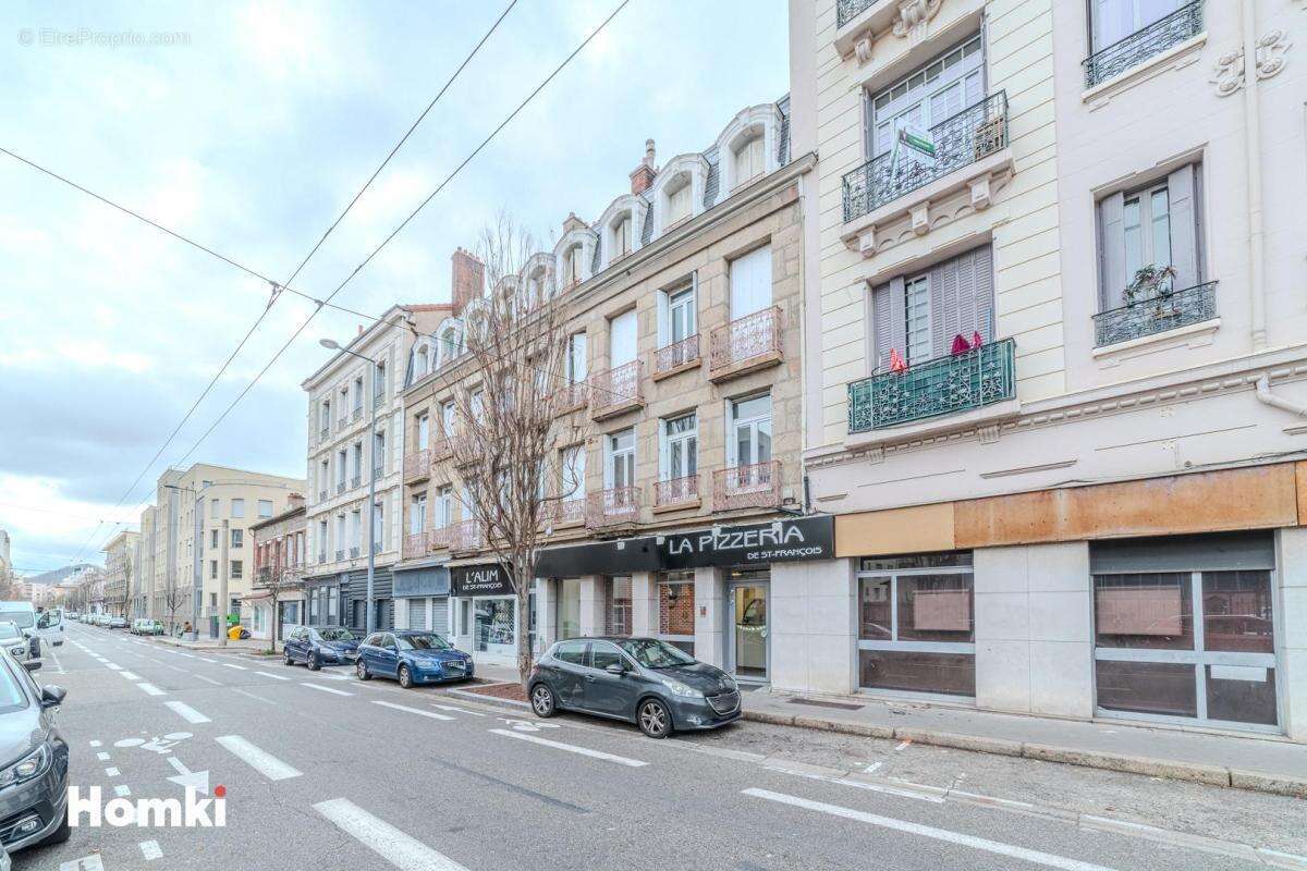 Commerce à SAINT-ETIENNE