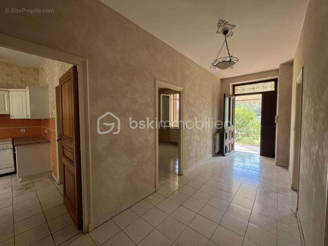 Maison familiale au fort potentiel - photo 2