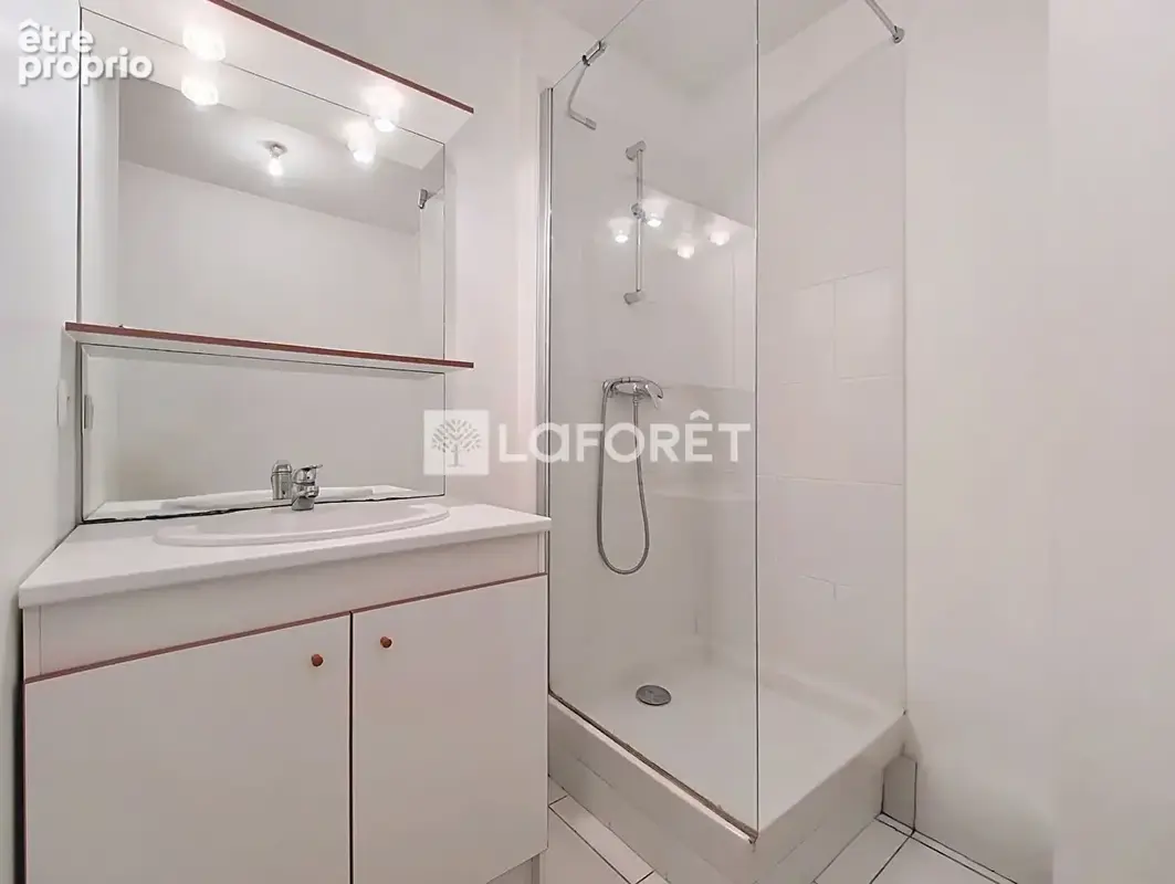 Studio au coeur de cholet 38m² - photo 5