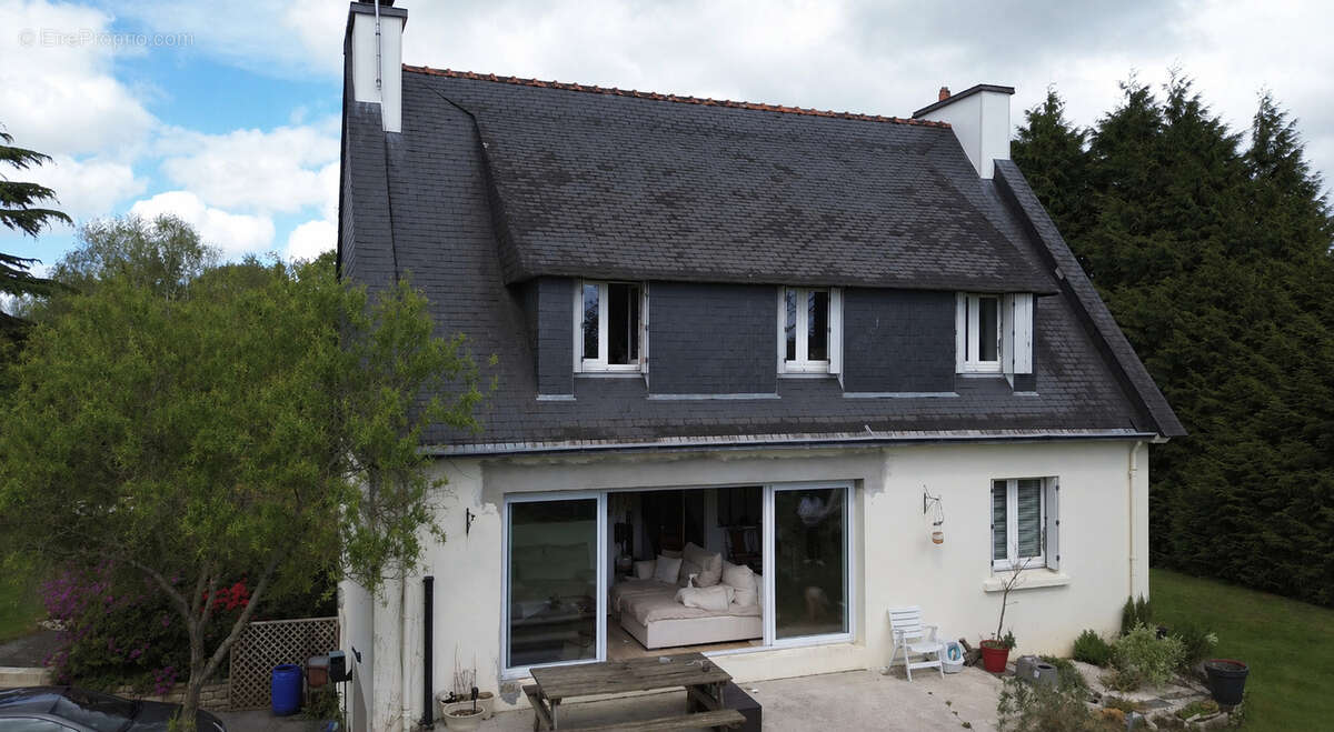 Maison à ERGUE-GABERIC