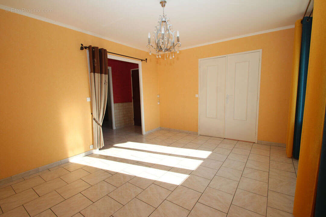 Appartement à DECIZE