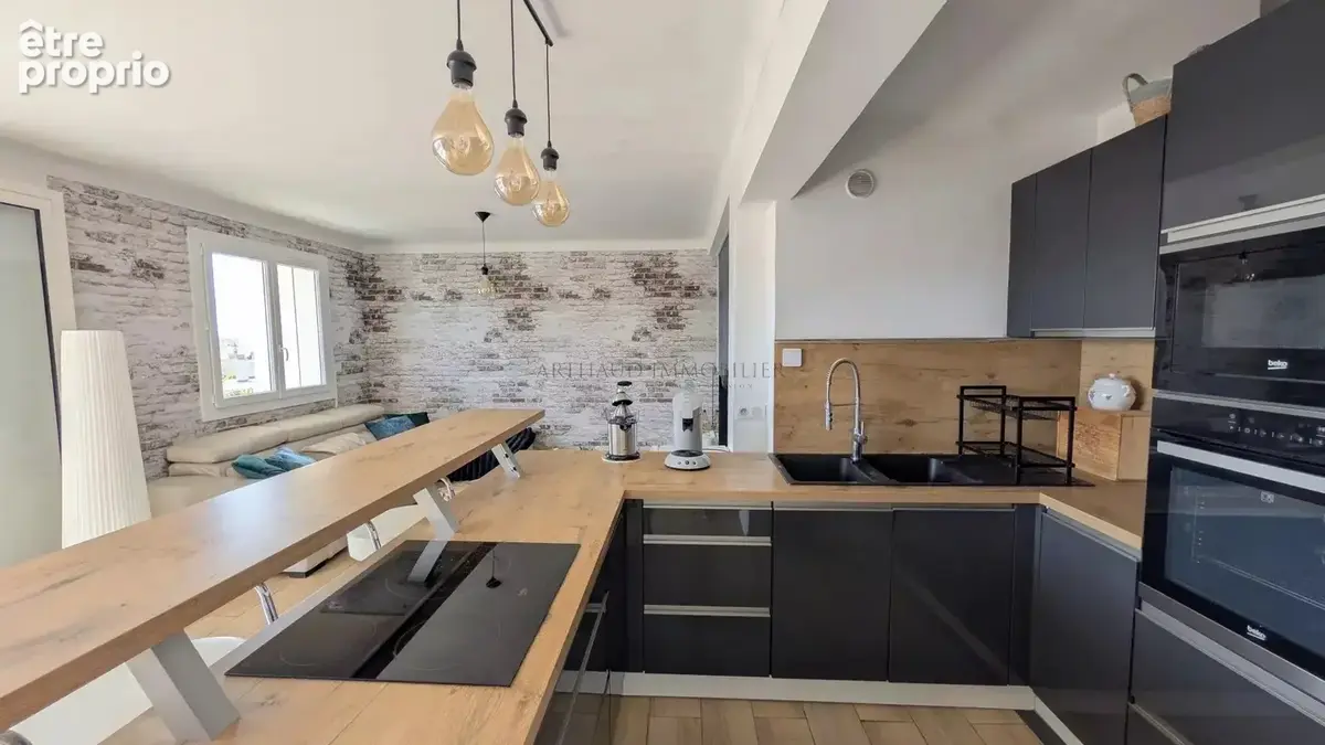 3 Pièces rénové - Vue Mer - Garage - Calme total - photo 13
