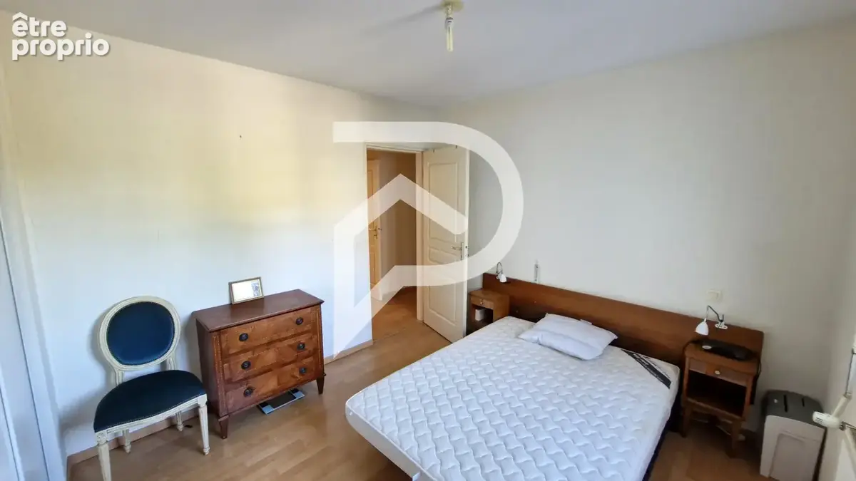 Appartement 3 pièces 77 m² avec ascenseur et parking, centre ORTHEZ - photo 7