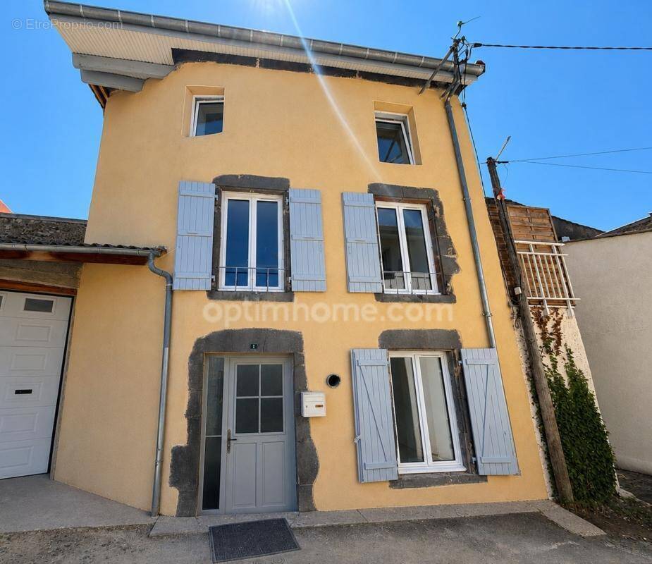 Maison à VERTAIZON