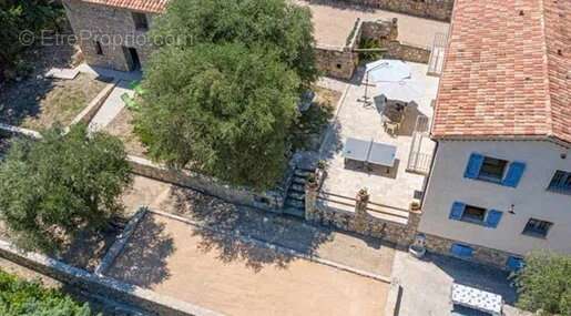 Maison à LE BAR-SUR-LOUP