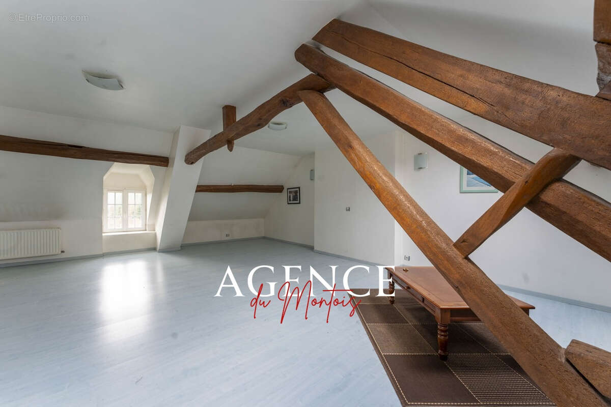 Maison à BRAY-SUR-SEINE