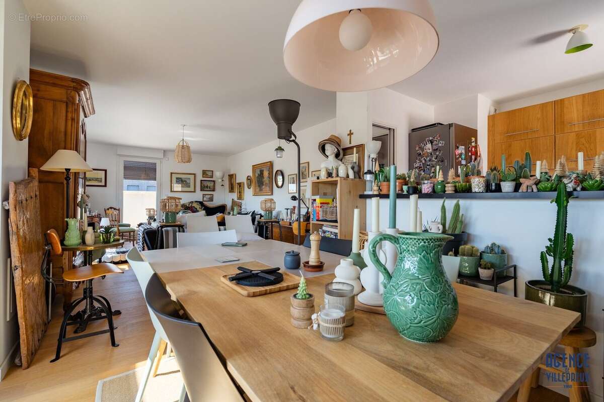 Appartement à VILLEPREUX