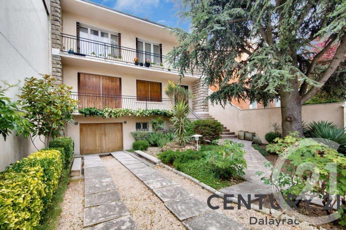 Maison à FONTENAY-SOUS-BOIS