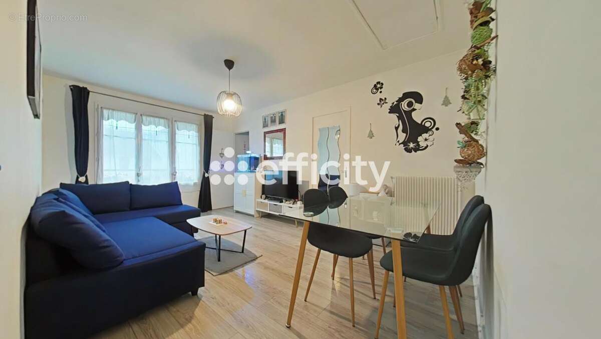 Appartement à GROSLAY