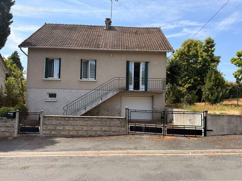 EN EXCLUSIVITE ! Pavillon de 95m² surélevé sur sous sol, rénové, sur terrain de 562m² 117 500 € - photo 39