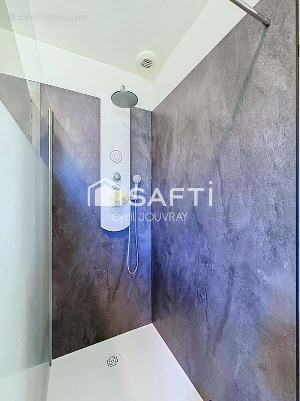 Maison 116 m² à Saint-Etienne-De-Tulmont  - photo 6