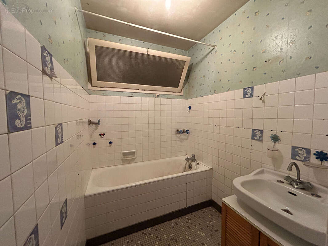 Appartement à L'HAY-LES-ROSES