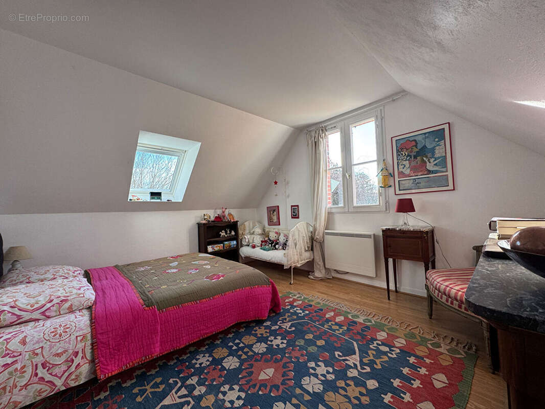 Maison à MONTFORT-L'AMAURY