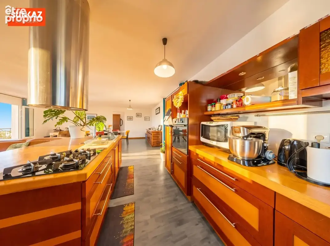 Maison 106 m² à Saint-Pierre  - photo 5