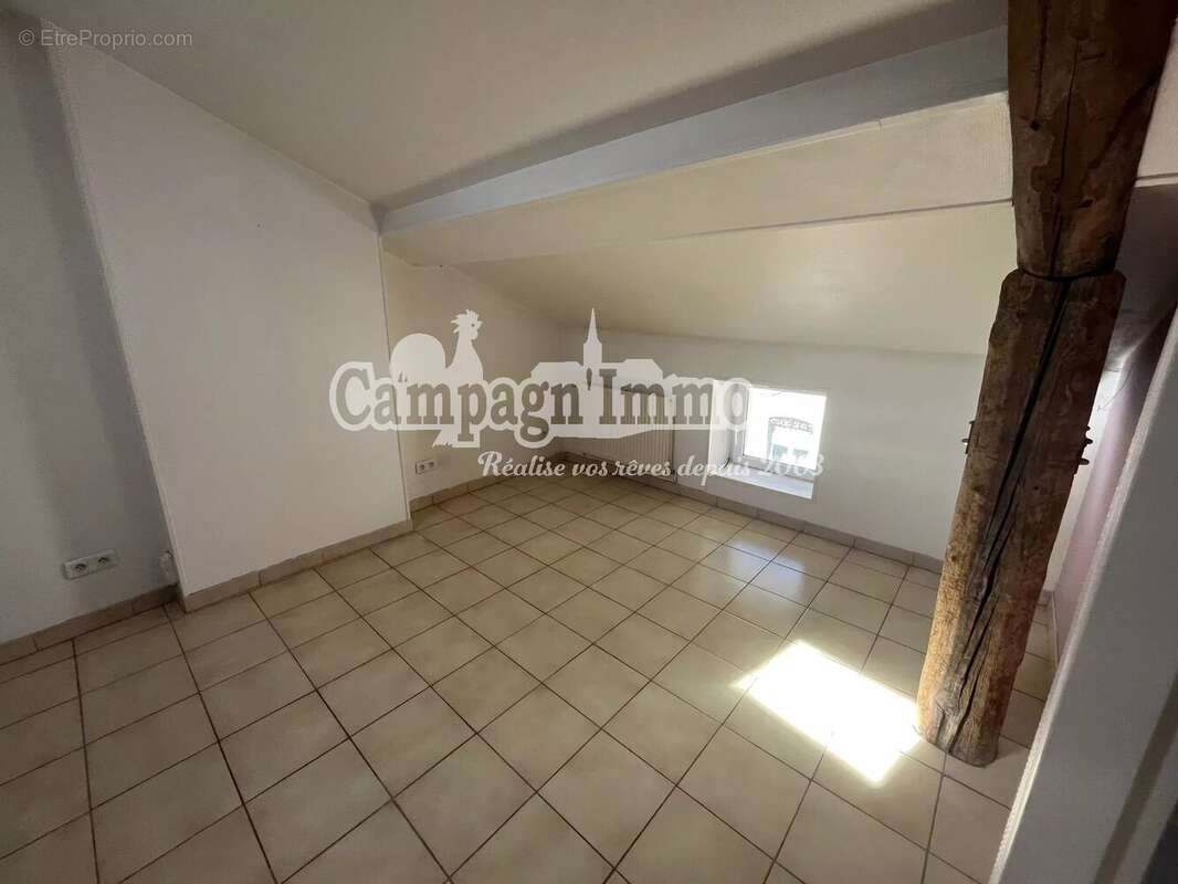 Appartement à PONTCHARRA-SUR-TURDINE
