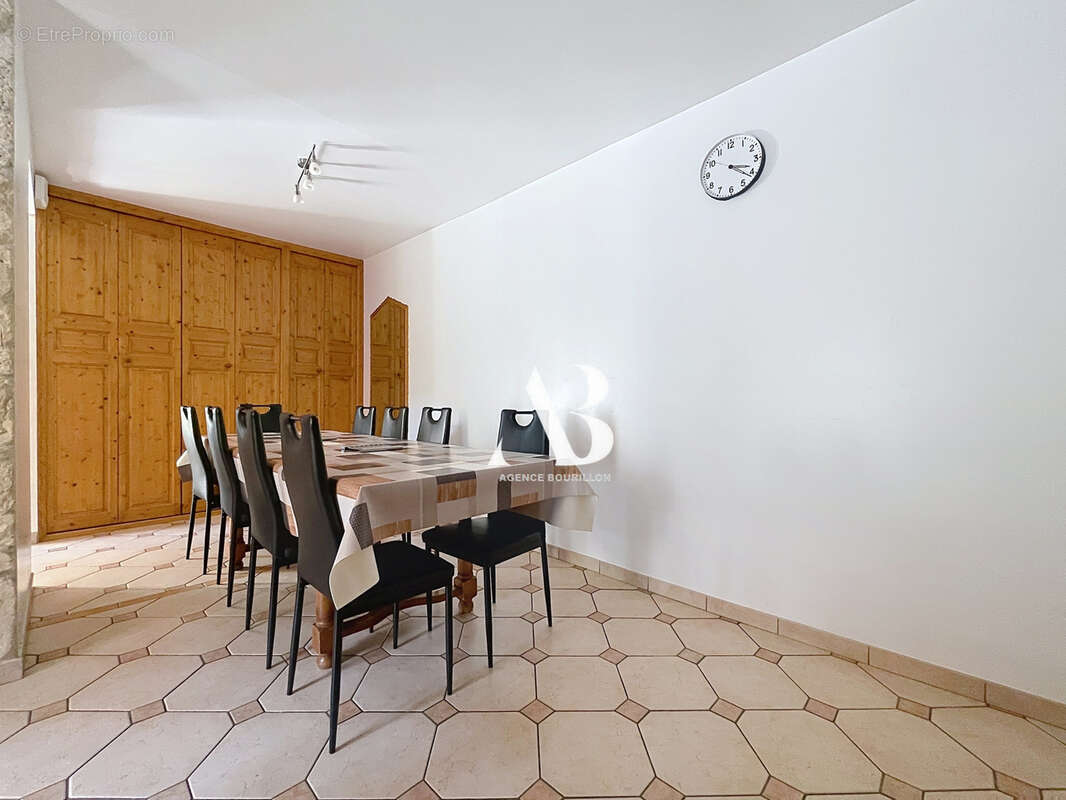 Nangis (77370)   Maison de caractère de 170 m2   5 chambres   Studio indépendant   Jardin sans vis-à-vis - photo 7