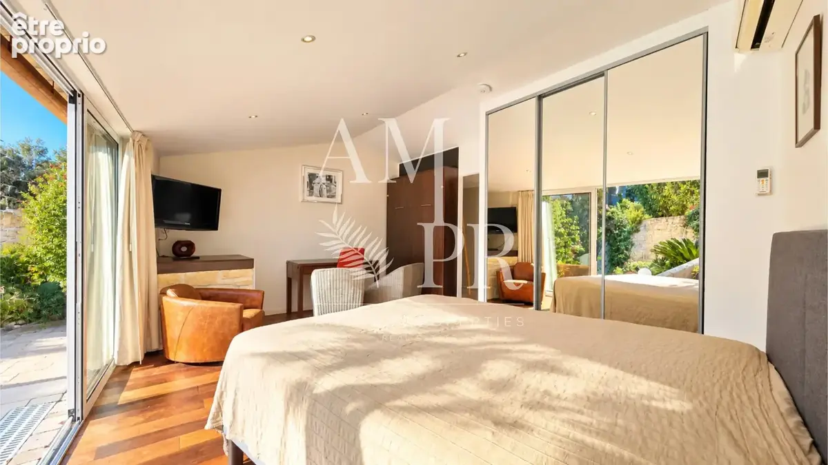 Cannes – Croix-des-Gardes  Villa d’Architecte Contemporaine de 210 m² au Cœur d’un Domaine Privé et Sécurisé - photo 22