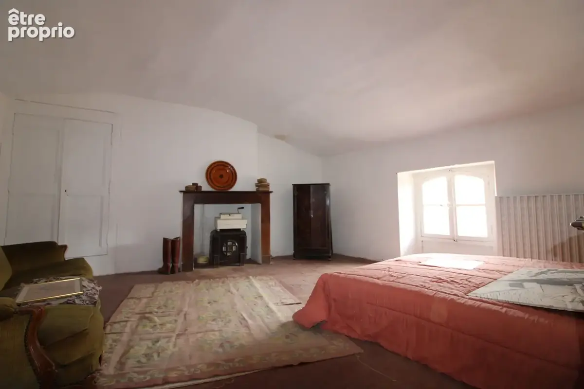Maison de maitre 464 m2 + 150 m2 caves et garage.. - photo 58